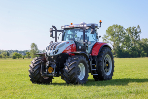 4ce730b4-traktor-foto-david-peltan-1008.jpeg