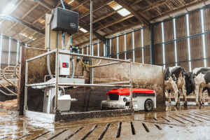 d063fb7d-lely-discovery-collector-c2-sand-flush-uk-2024-discovery-collector-c2-service-station-with-sand-flush-54403-1920px.jpeg