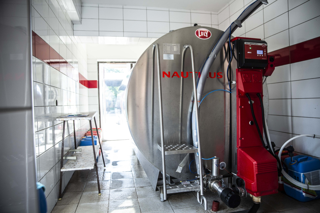 Lely Discovery Collector ve stáji